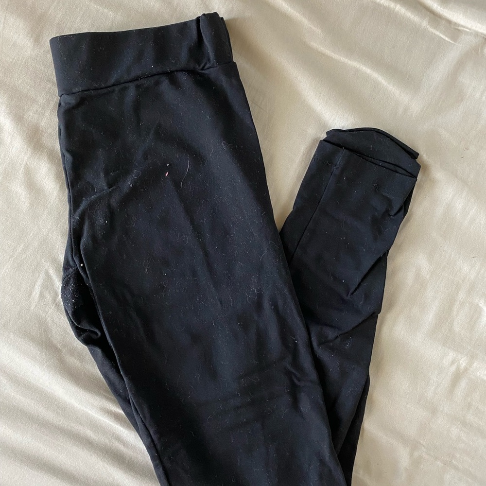 Black leggings from Costco